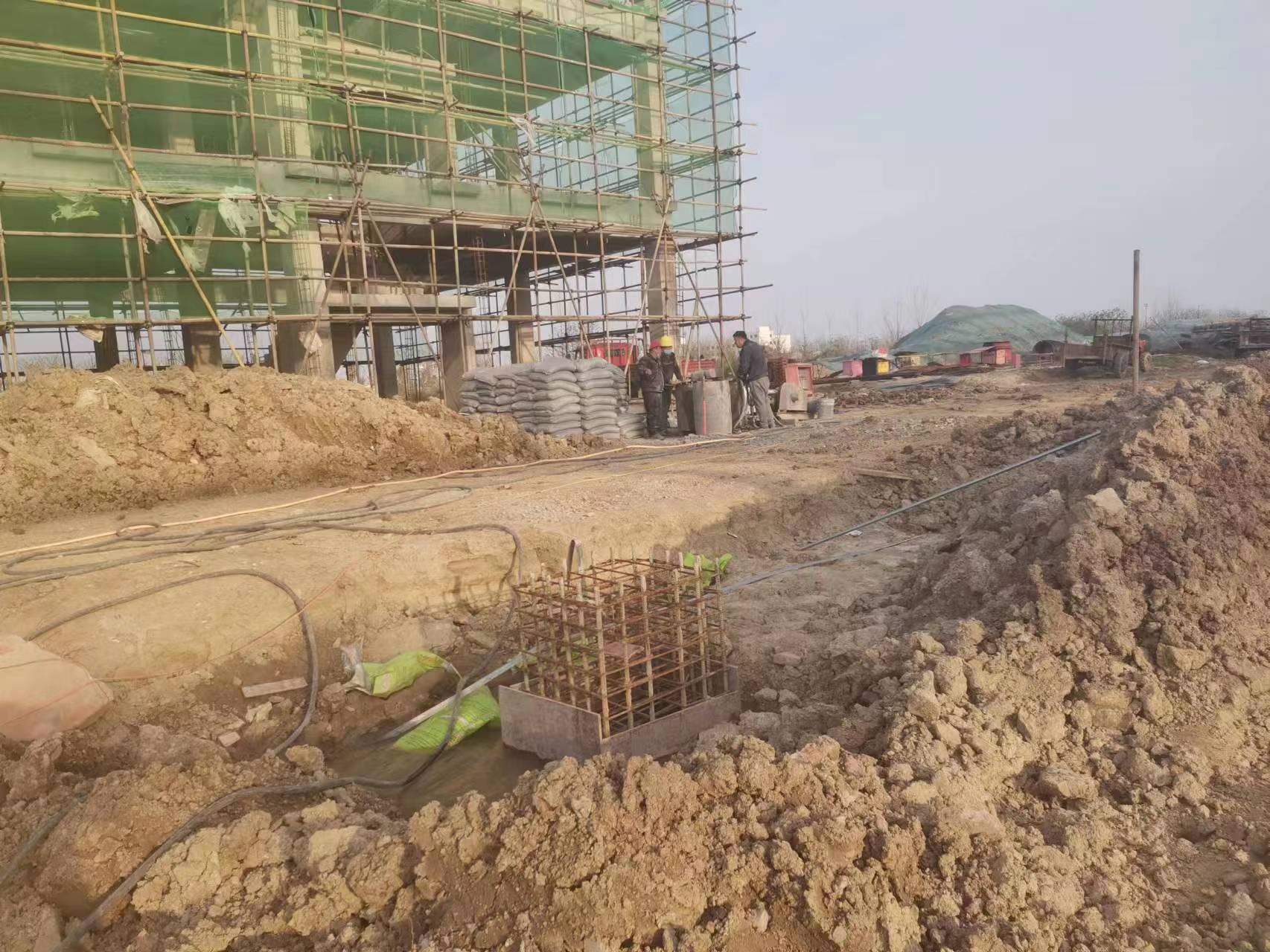 碑林当桥梁出现裂缝的时候应该及时加固修补